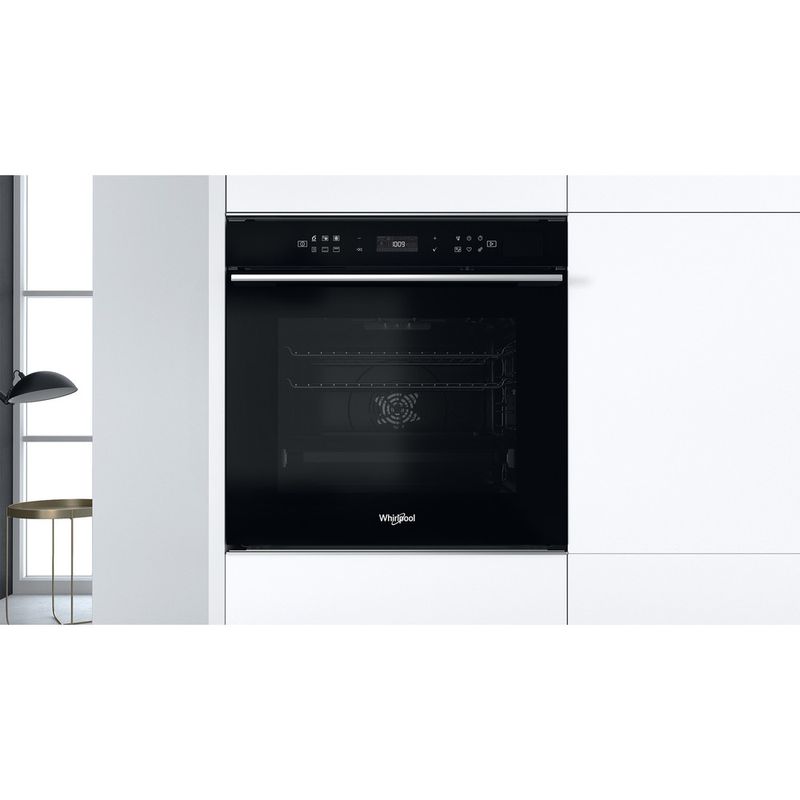 Whirlpool Horno Encastre W7 OS4 4S1 P BL Eléctrico A + Lifestyle frontal