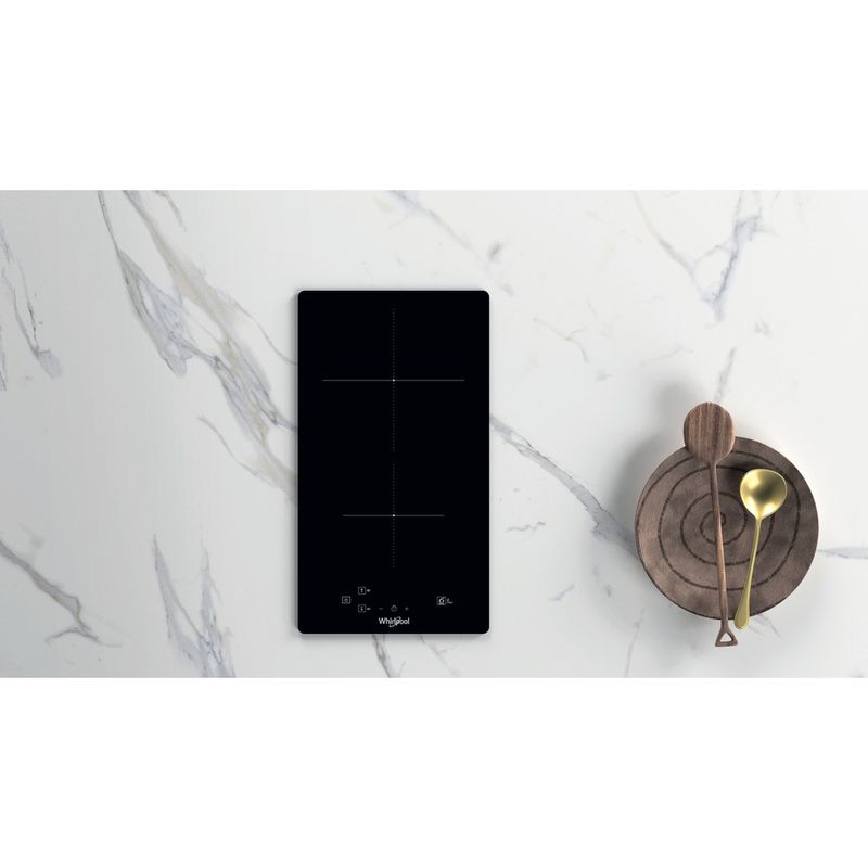 Whirlpool-Encimera-WS-Q0530-NE-Negro-Induction-vitroceramic-Lifestyle-frontal