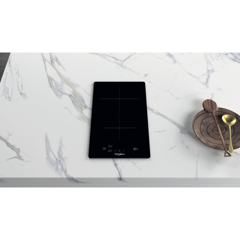 Whirlpool-Encimera-WS-Q0530-NE-Negro-Induction-vitroceramic-Lifestyle-frontal-top-down